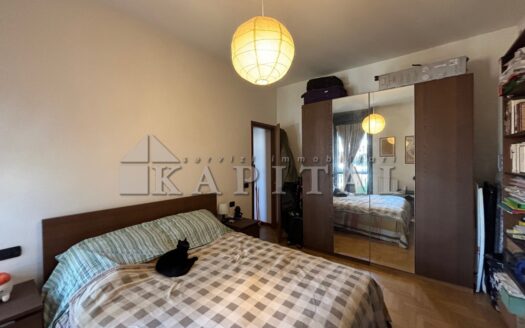 2 LOCALI CON BALCONE
