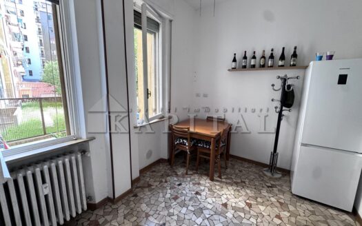 DUE LOCALI IN CENTRO