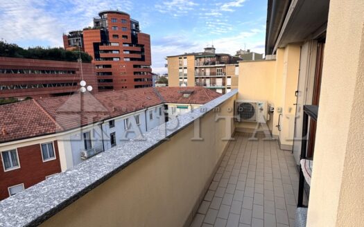 BILOCALE ULTIMO PIANO + TERRAZZINO
